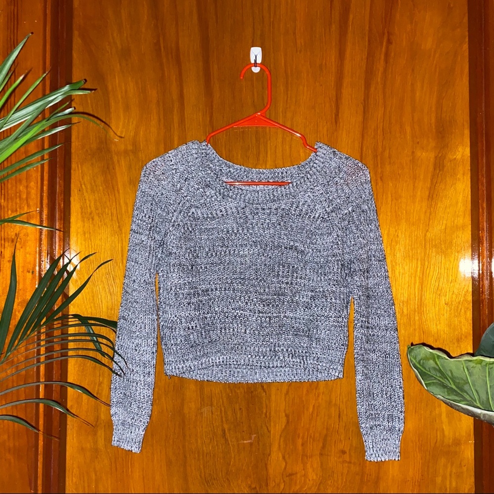 Crop top sweater